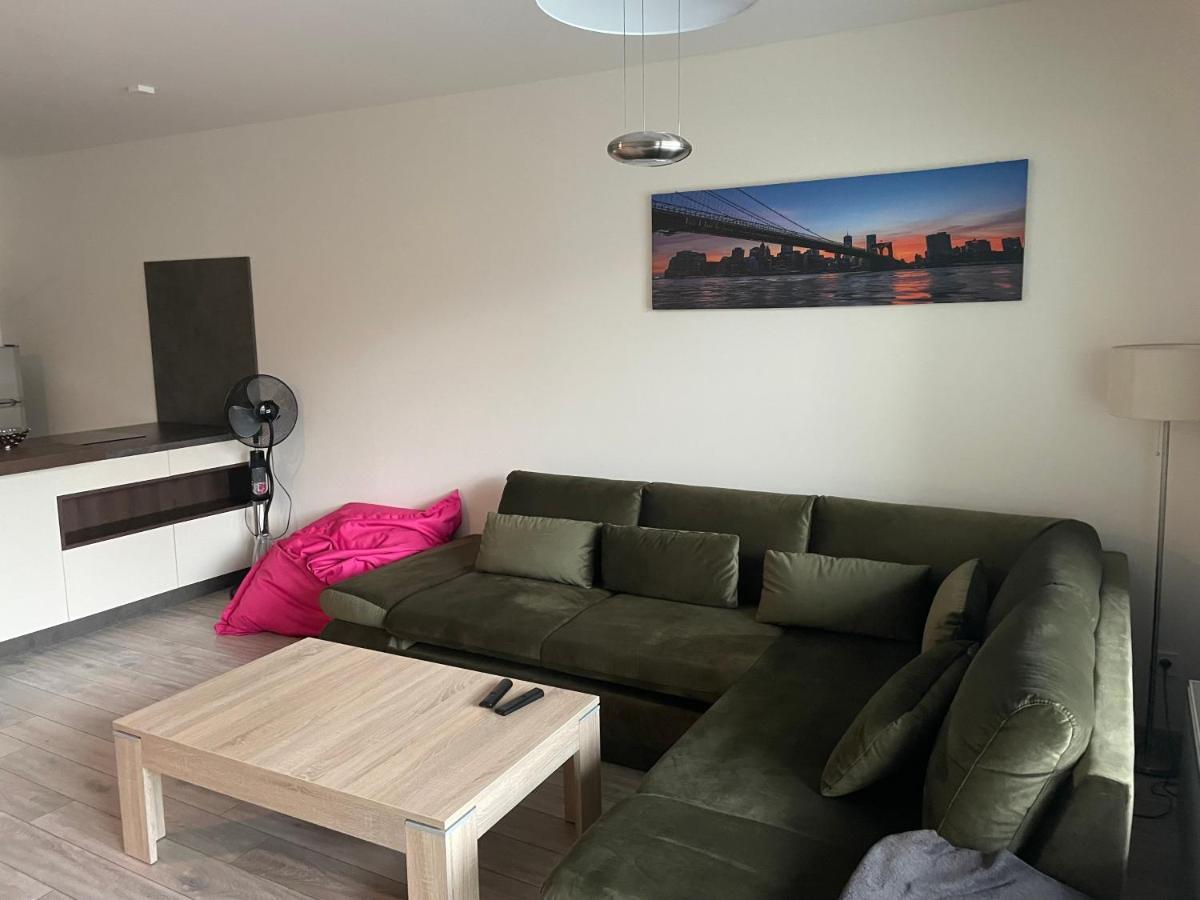Garden Apartman Radnica - Private Parking Included Košice Exterior foto